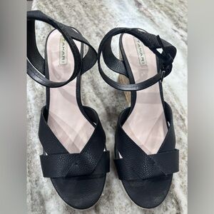 Tahari women shoes size 8.5